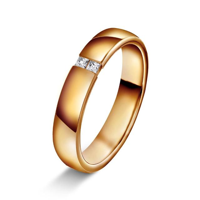 Giftering med to diamanter 4 mm, rosé gull