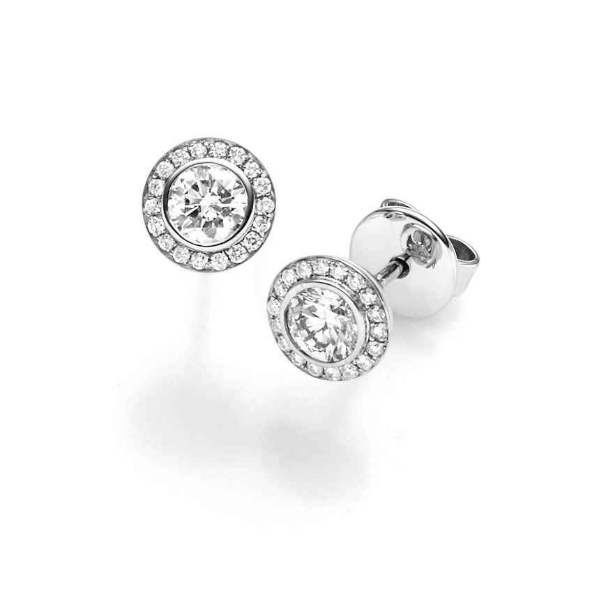 Gullhagen Ørepynt, hvitt gull med diamanter 0,51 ct tw.si.