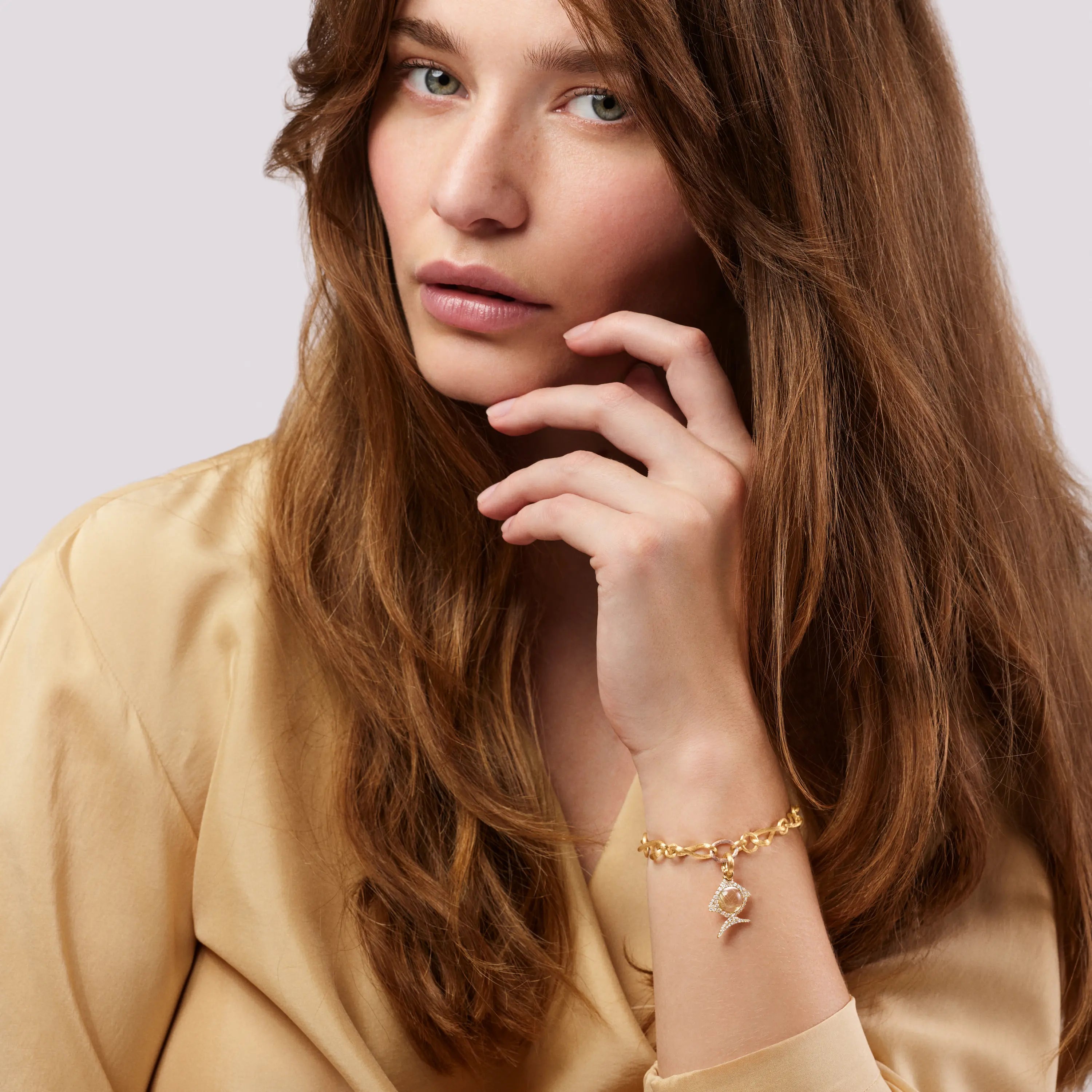 Ole Lyngaard Copenhagen Young Fish charm rutilkvarts og diamanter, gull