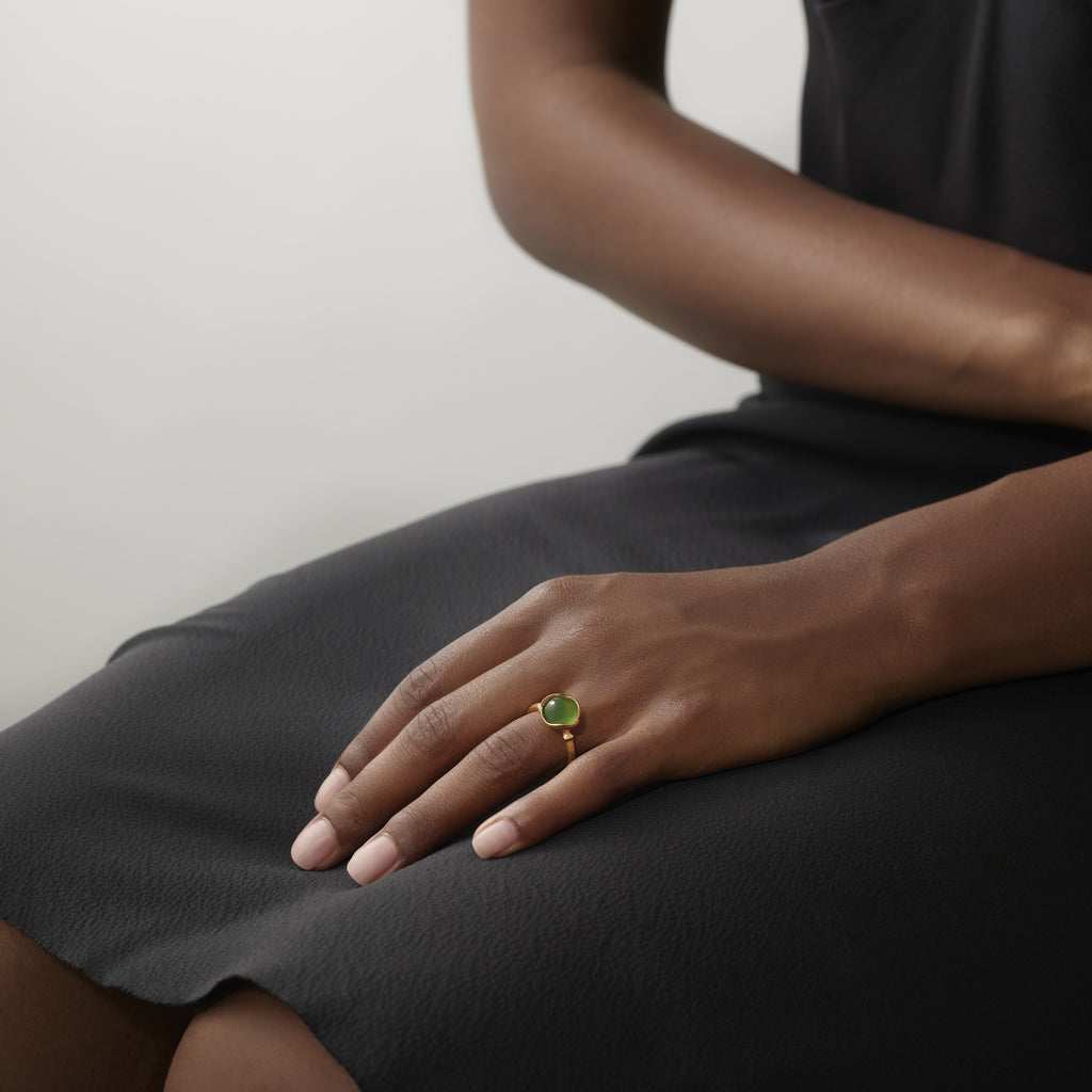 Ole Lynggaard Copenhagen Lotus ring 1 med serpentin, gull
