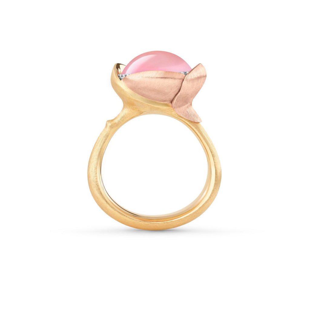 Ole Lynggaard Copenhagen Lotus ring 3 med rosenkvarts og diamanter, gull