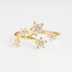 Ole Lynggaard Copenhagen Shooting Stars ring med stjerner, gull og diamanter